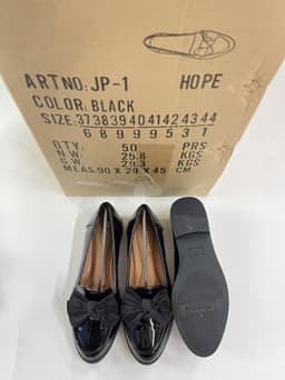 Flat Shoe